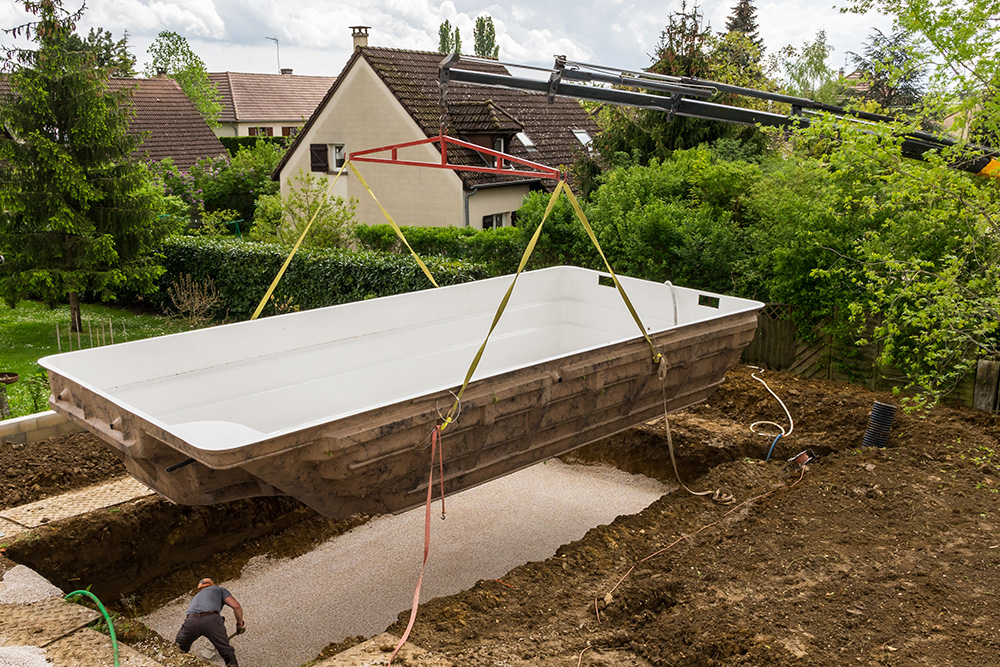 Pose de piscine à coque près de Marmande